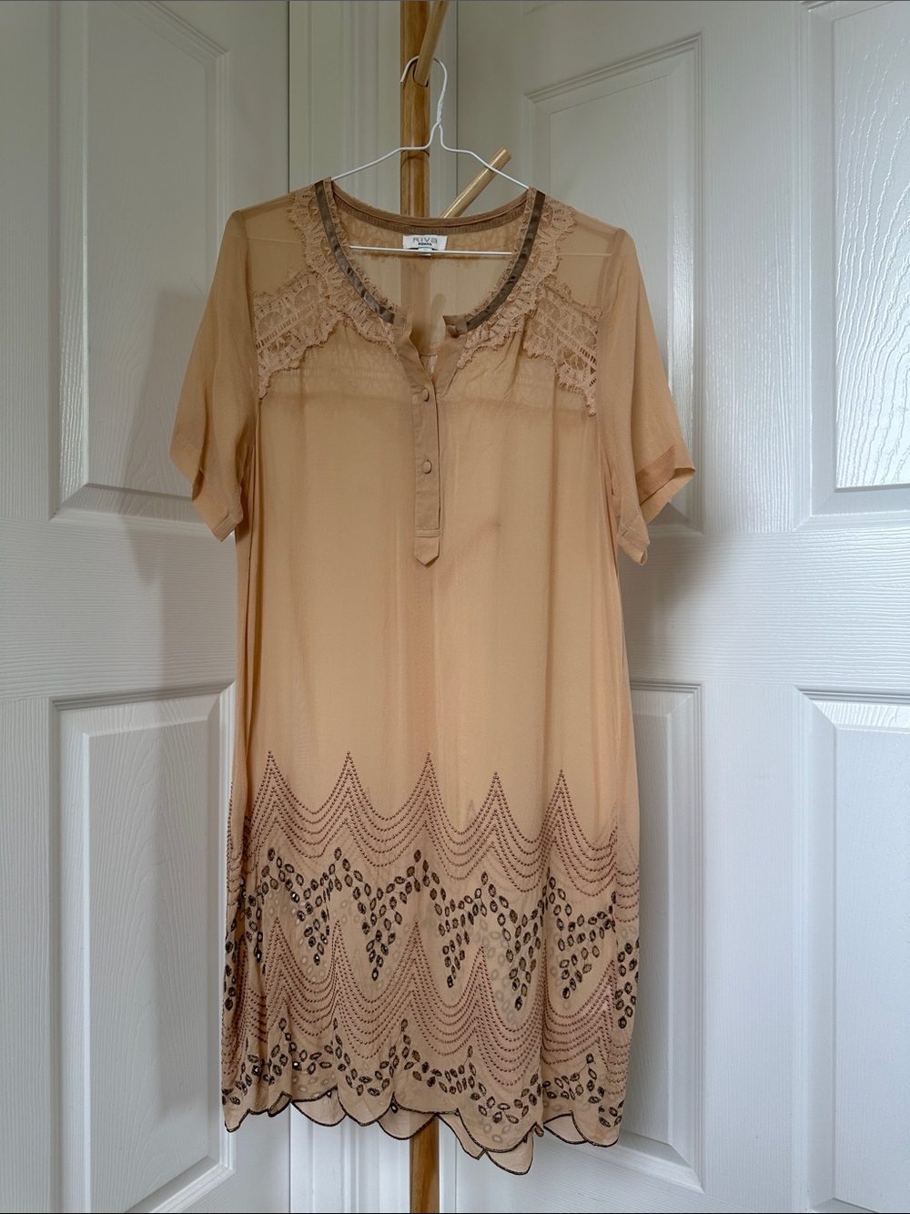 Riva 100% Silk Embroidered Short-Sleeve Midi Dress – Beige/Tan